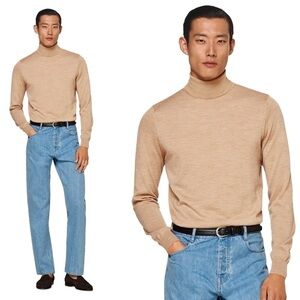 NWOT SuitSupply Light Brown Turtleneck Pure Australian Merino Wool Camel Size M